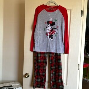 Women’s Disney Minnie pajamas